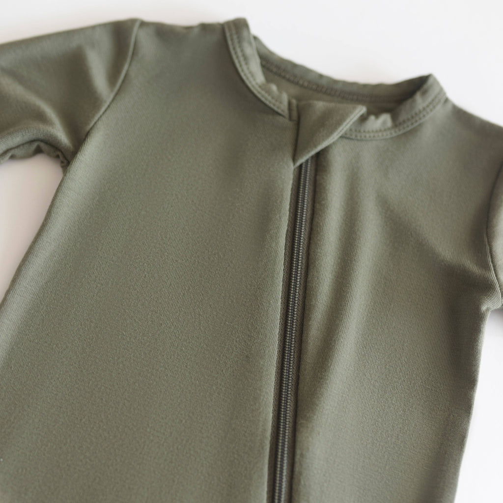 Essential Footie Onesie: Boulder / 3-6